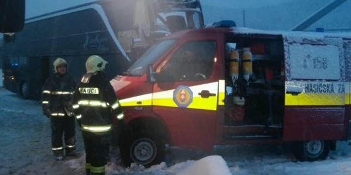 Vodič autobusu, ktorý havaroval pri Spišskom Štvrtku, nehodu prežil