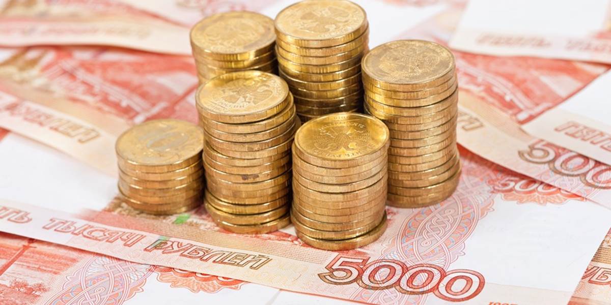 Rubeľ podľa ruskej centrálnej banky poškodil aj Rosnefť