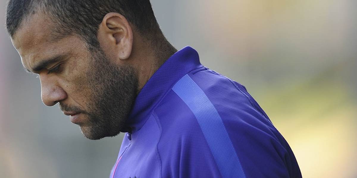 Dani Alves môže v lete opustiť FC Barcelona