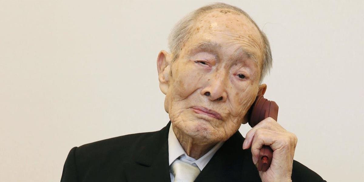 Japonec, ktorý je najstarším žijúcim mužom na svete, má dnes 112 rokov