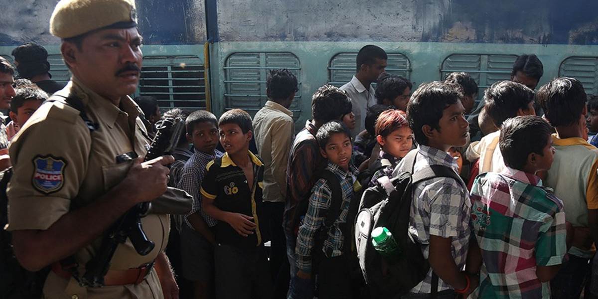 Polícia zachránila stovky pracujúcich detí v Indii