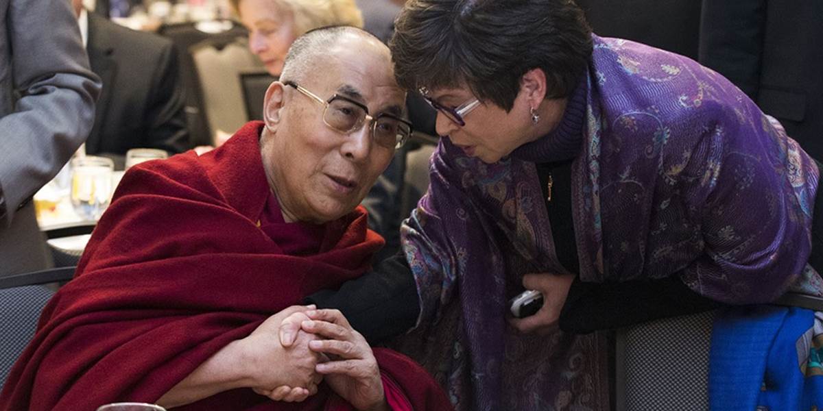 Čína protestuje proti prítomnosti dalajlámu na podujatí s Obamom