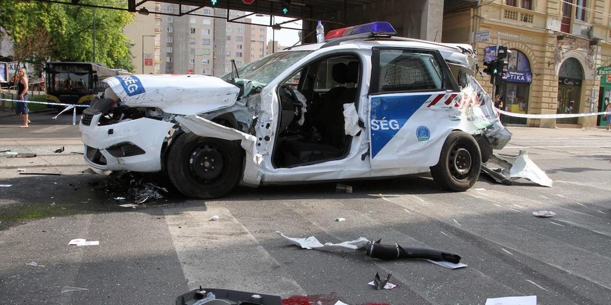 Pri dopravnej nehode v Budapešti zahynuli dvaja policajti