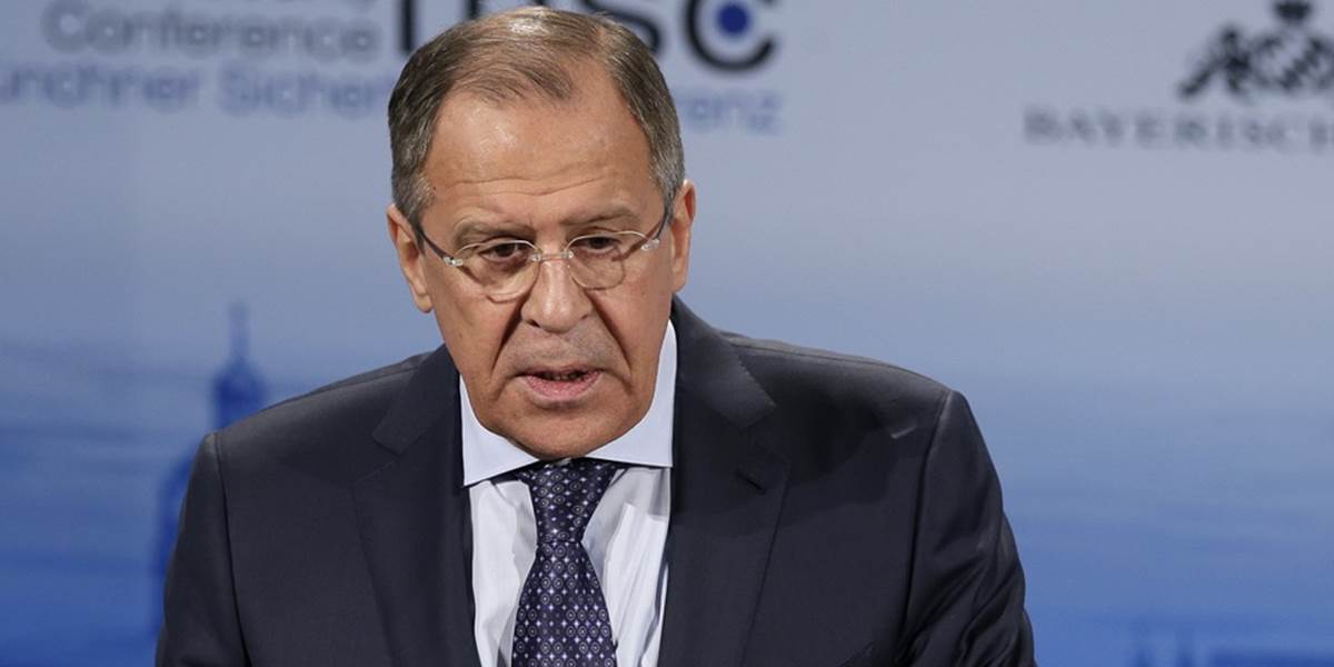 Lavrov je optimistický ohľadne dohody, varuje však pred vyzbrojovaním Kyjeva