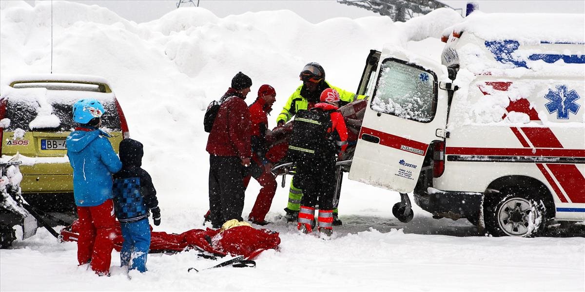 Český turista sa zranil v Nízkych Tatrách pri spúšťaní na snehu