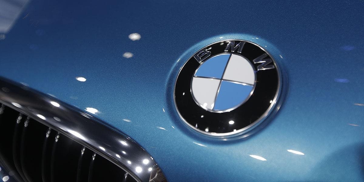 Množstvo objednávok núti BMW naberať tisícky zamestnancov