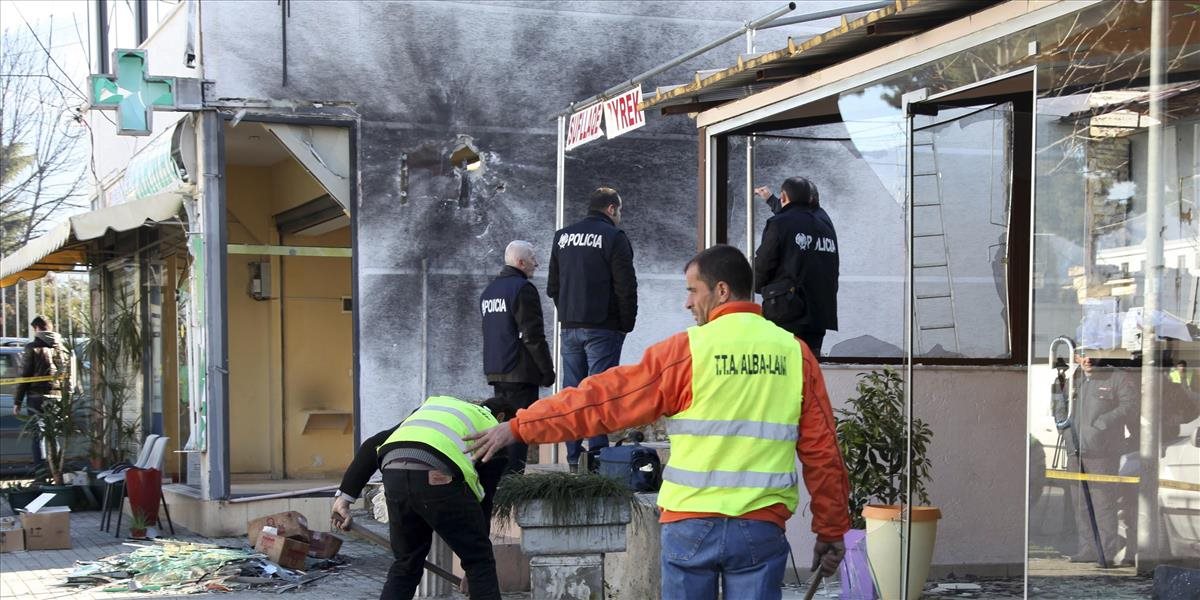 V albánskej metropole Tirana vybuchli dve silné nálože