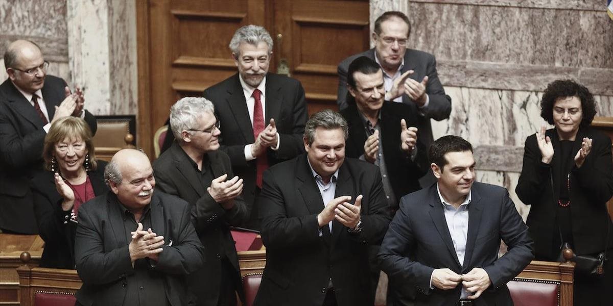 Nová Tsíprasova vláda získala dôveru parlamentu