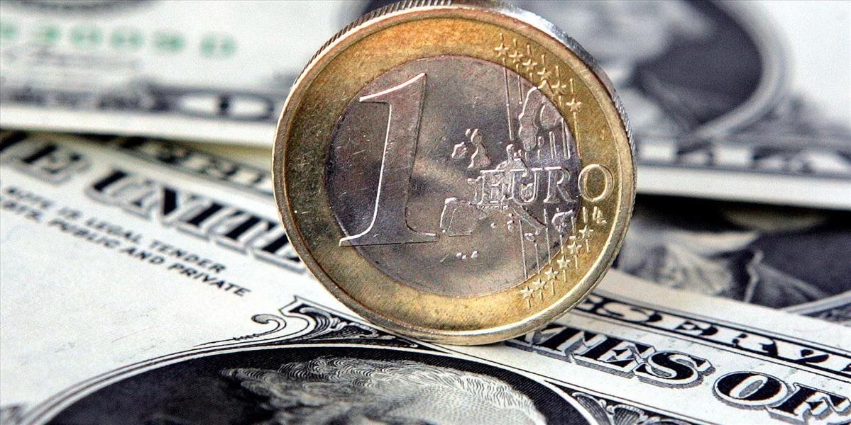 Kurz eura stagnuje na úrovni 1,1320 USD/EUR