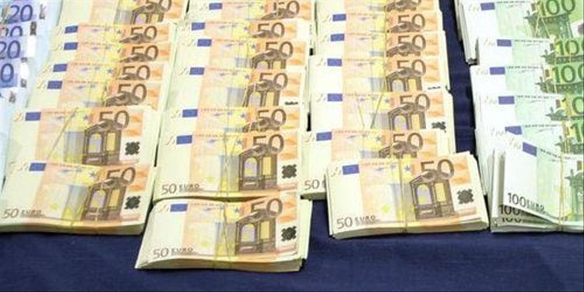 V okolí Neapola zhabali falšované desiatky milónov eur