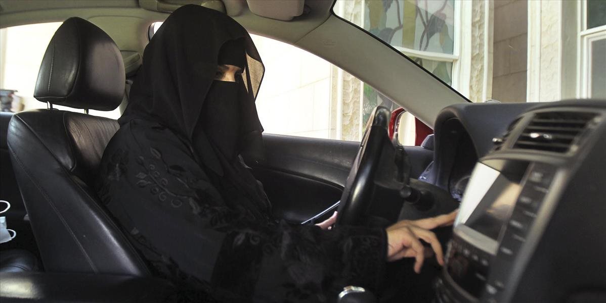 Saudskoarabské aktivistky, čo porušili zákaz šoférovania, prepustili