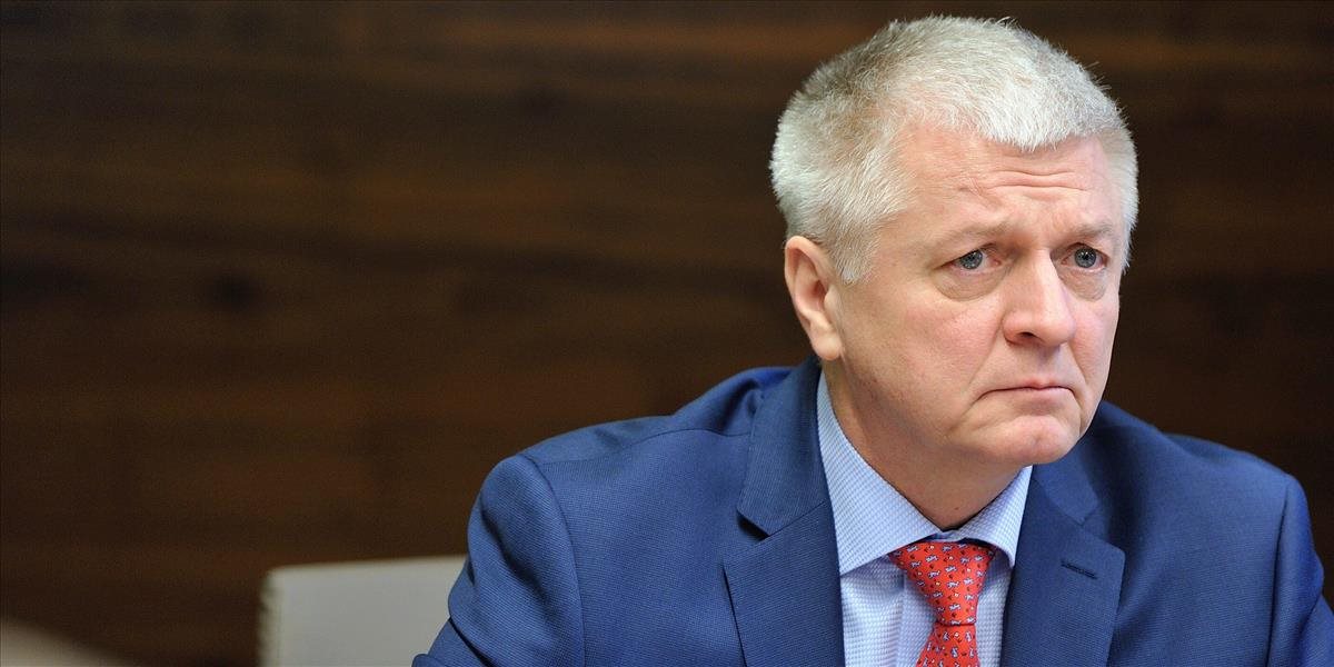 Minister hospodárstva Pavlis bude do siedmich dní čeliť odvolávaniu