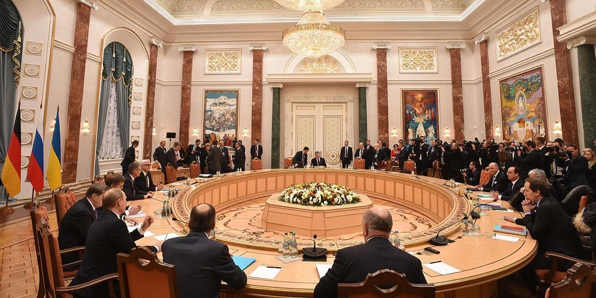 Rusko dúfa, že všetky strany minskej dohody ju budú dodržiavať