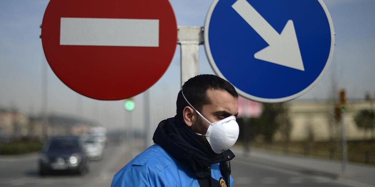 V Španielsku odvolali pohotovosť po výbuchu chemikálií a vzniku toxického oblaku