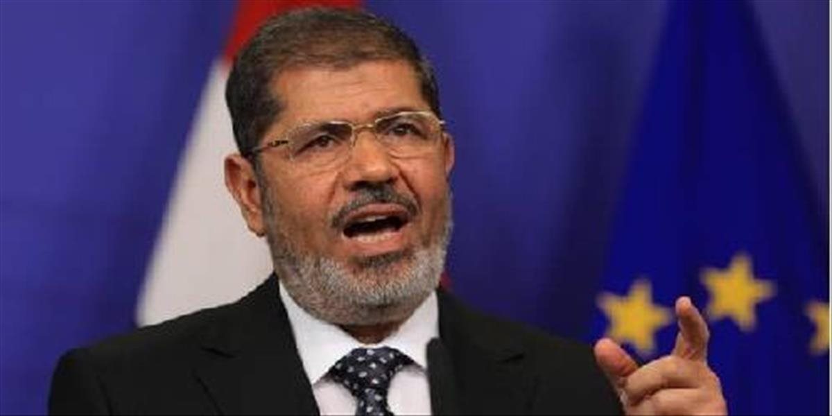 Exprezidenta Mursího súdia za poskytnutie tajných materiálov Kataru