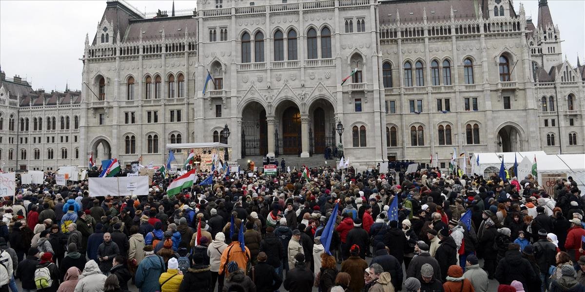 Maďari budú pred Putinovou návštevou protestovať proti smerovaniu k Rusku