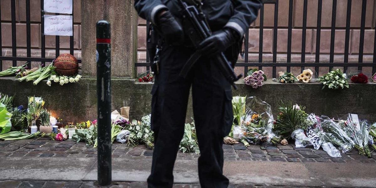 Dvaja zatknutí muži pomáhali ukryť útočníka z Kodane a zbavili sa zbrane