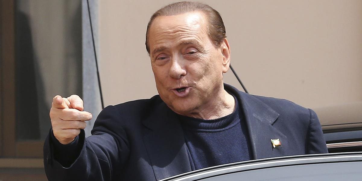 Thajčania ponúkli Berlusconimu za akcie milánskeho AC miliardu eur