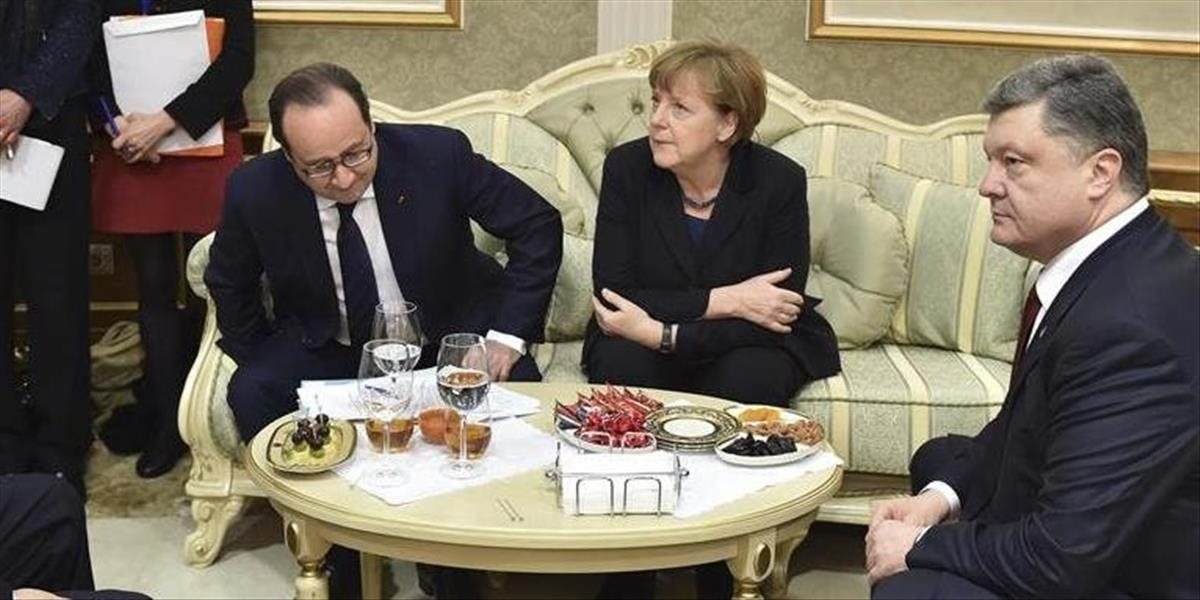Merkelová, Hollande a Porošenko žiadajú pre OBSE prístup na východ Ukrajiny