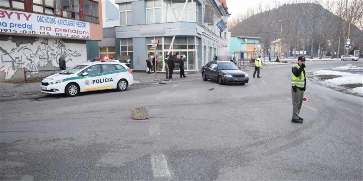 Mladík si sadol za volant pod parou a havaroval