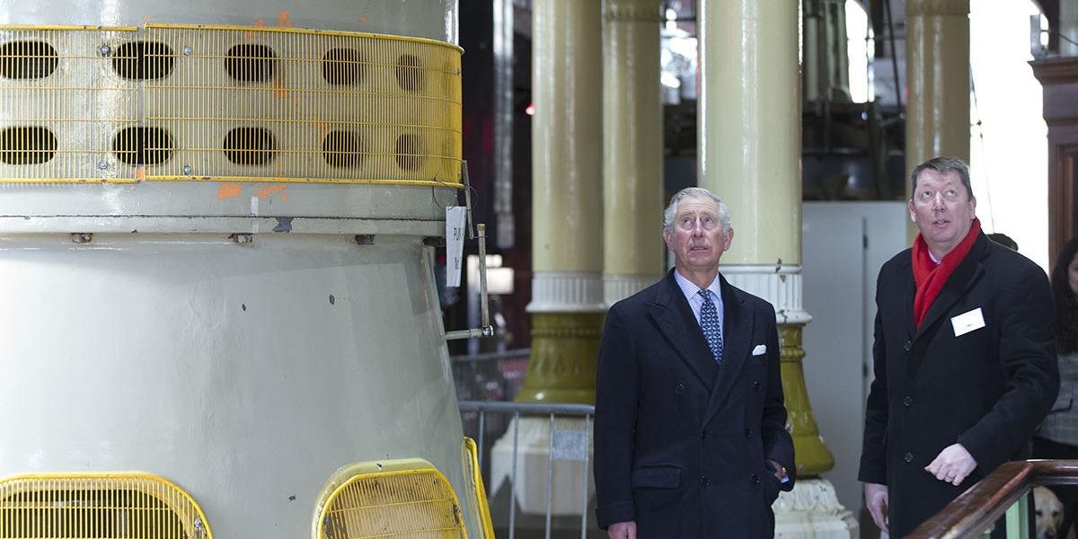 Princ Charles si prezrel londýnsky kanalizačný systém