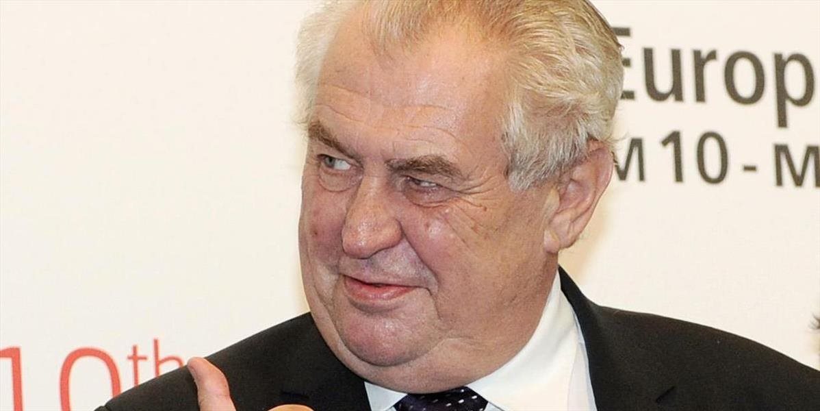 Český prezident kritizoval ČNB za politiku slabej koruny