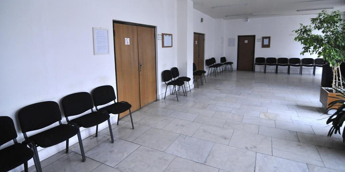 Na Krajskom súde v Nitre sa do štrajku zapojili všetci zamestnanci
