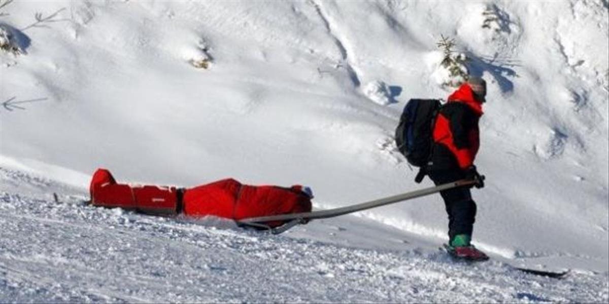 Horskí záchranári pomáhali ráno horolezcovi s bolesťami chrbta a trupu