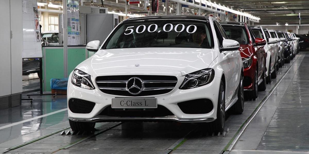Daimler bude dodatočne opravovať v USA svojich 150-tisíc vozidiel