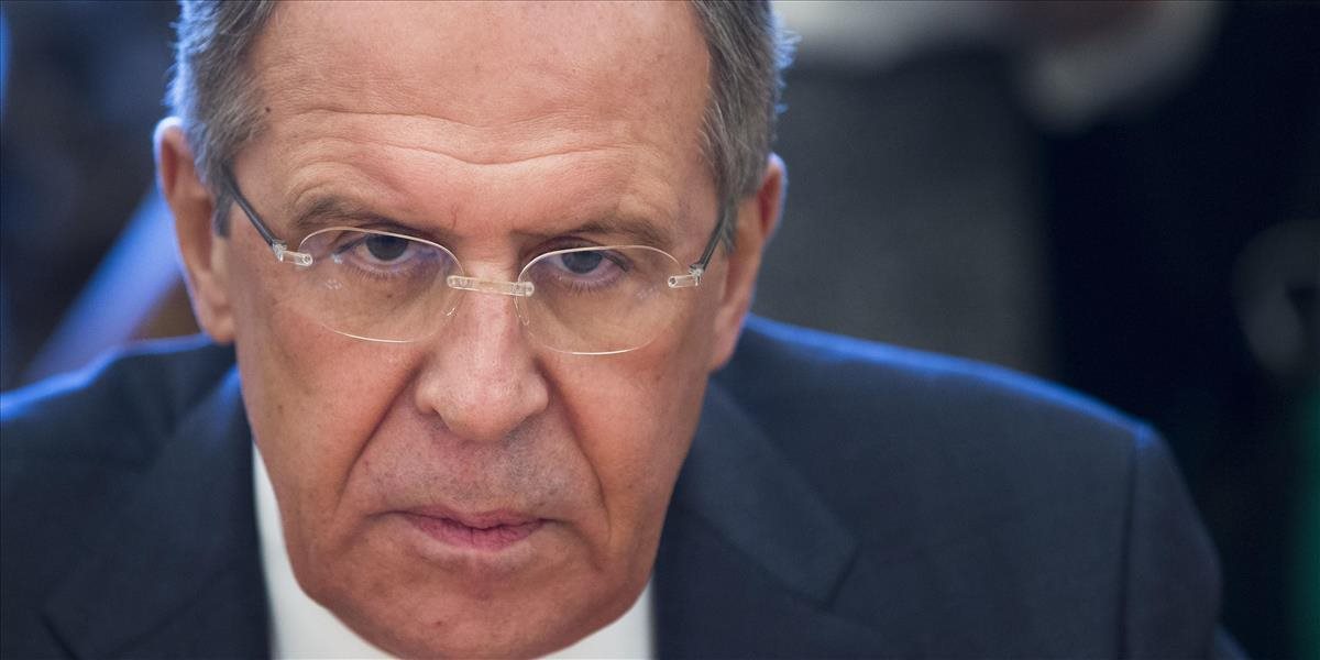 Lavrov: Mnoho ľudí v Kyjeve aj v zahraniční si želá zmarenie minskej dohody