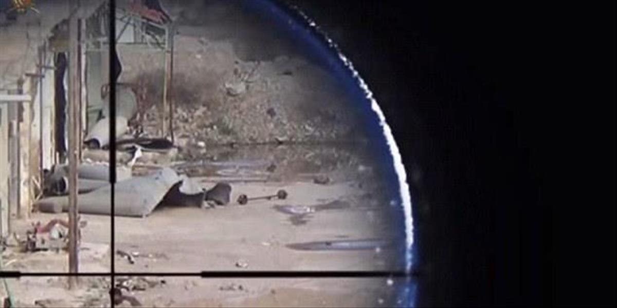 Odpoveď Islamského štátu na film Americký ostreľovač: VIDEO ich vraždaiceho snajpera