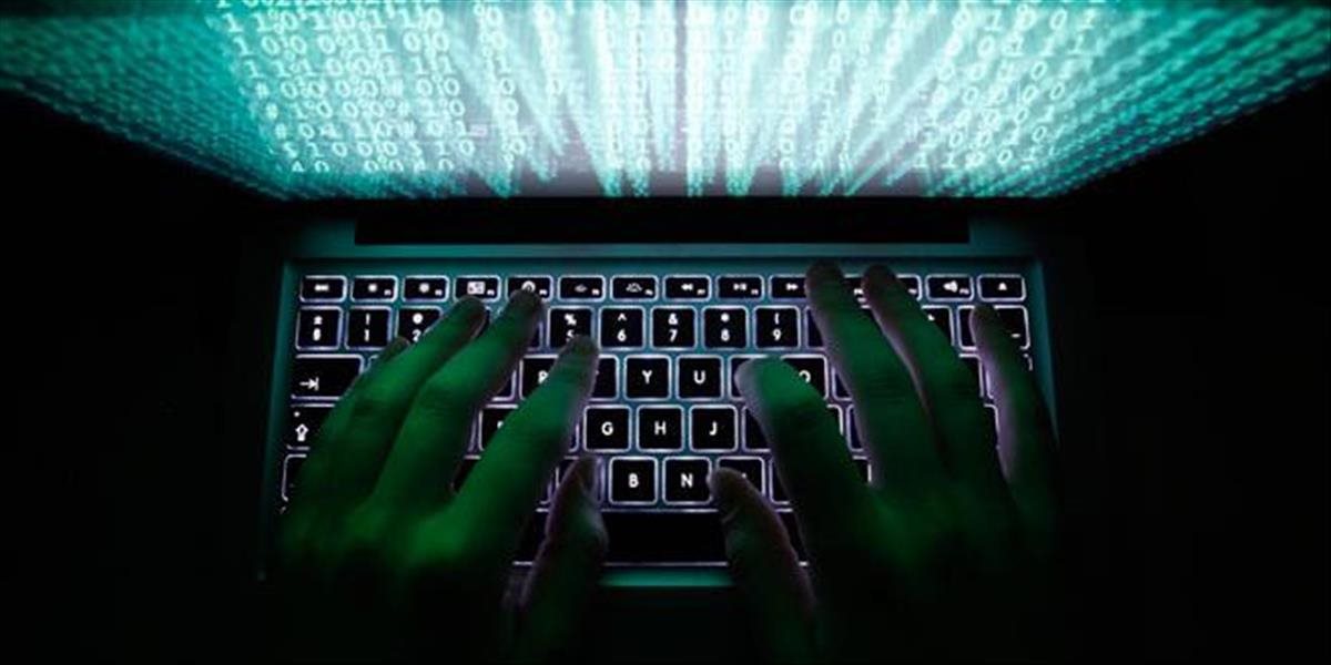 Europol rozložil hackerský gang, ktorý zneužíval milióny počítačov