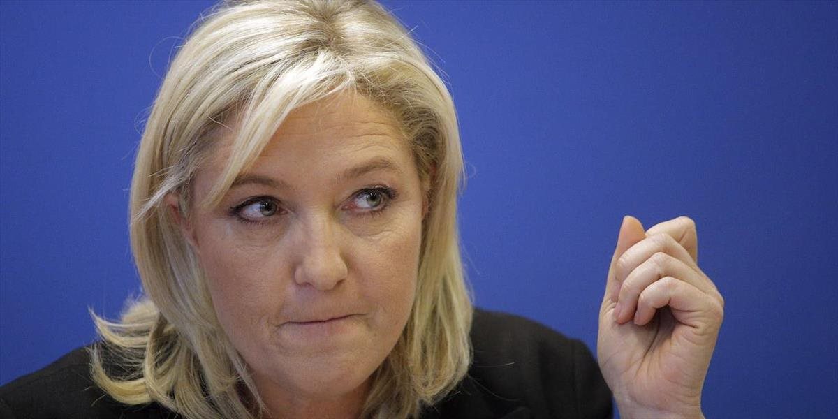 Le Penová obvinila Tsiprasa, že podľahol diktátu EÚ a zradil svojich voličov