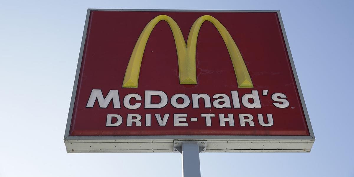 McDonald's si v Európe údajne znížil dane o 1 mld. eur