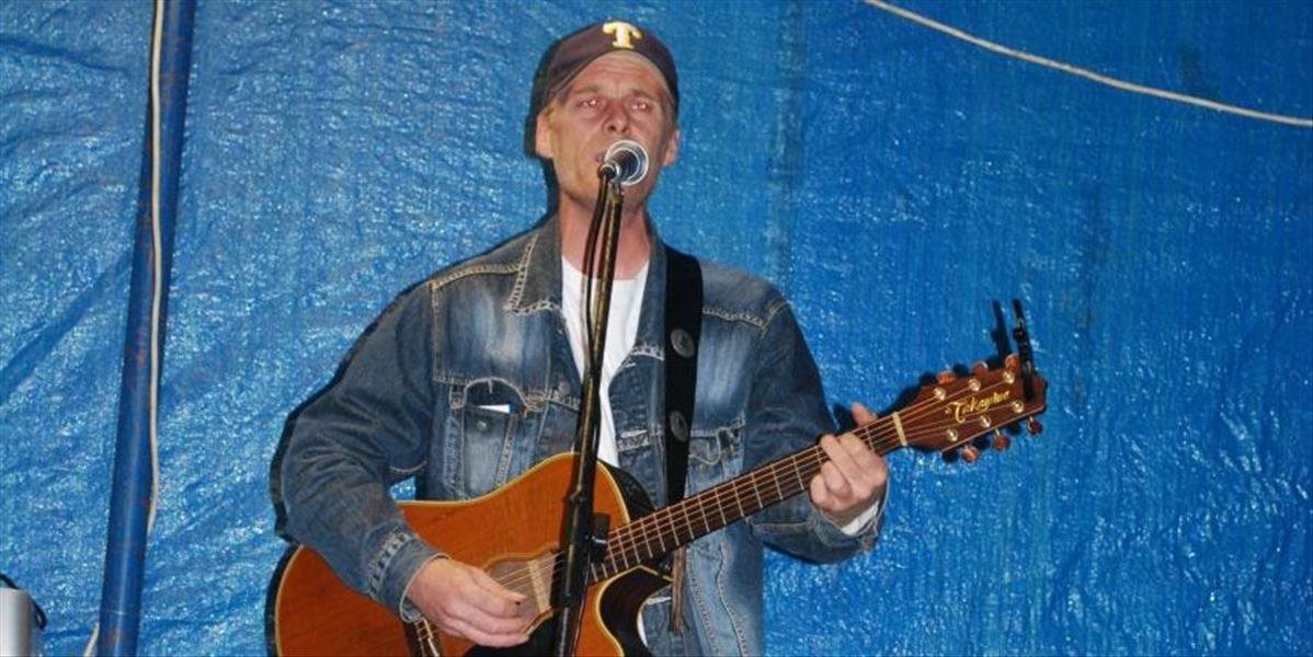 Allan Mikušek fanúšikov na koncertoch šokuje