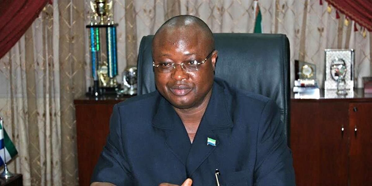 Viceprezident západoafrického štátu Sierra Leone sa dobrovoľne umiestnil do karantény