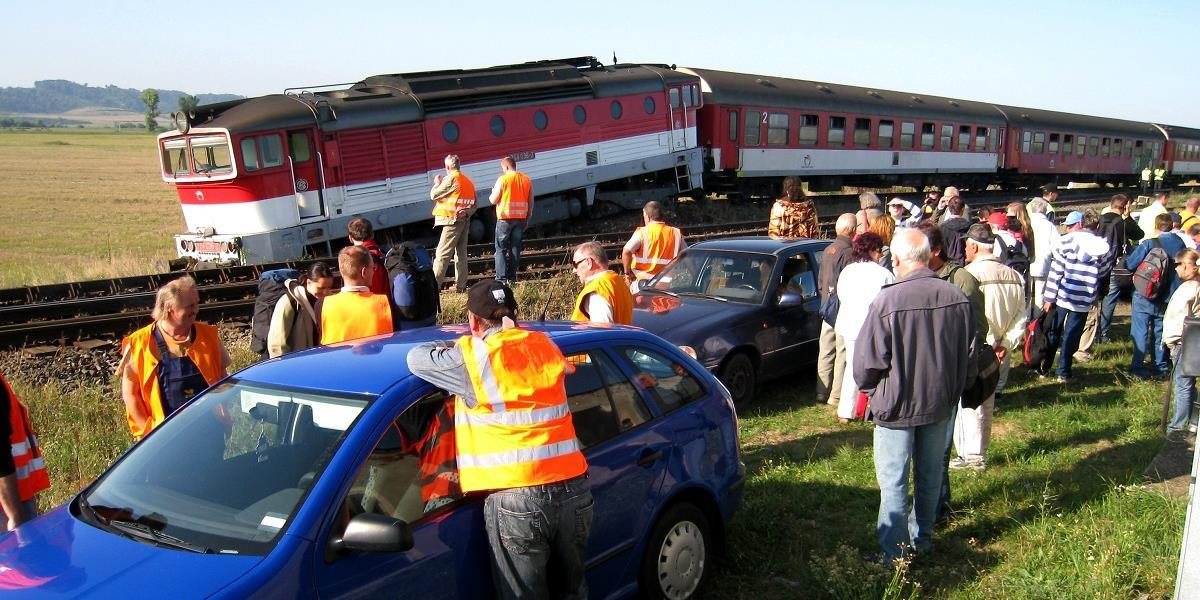 Na stanici v Štúrove sa vykoľajil vlak, doprava je prerušená