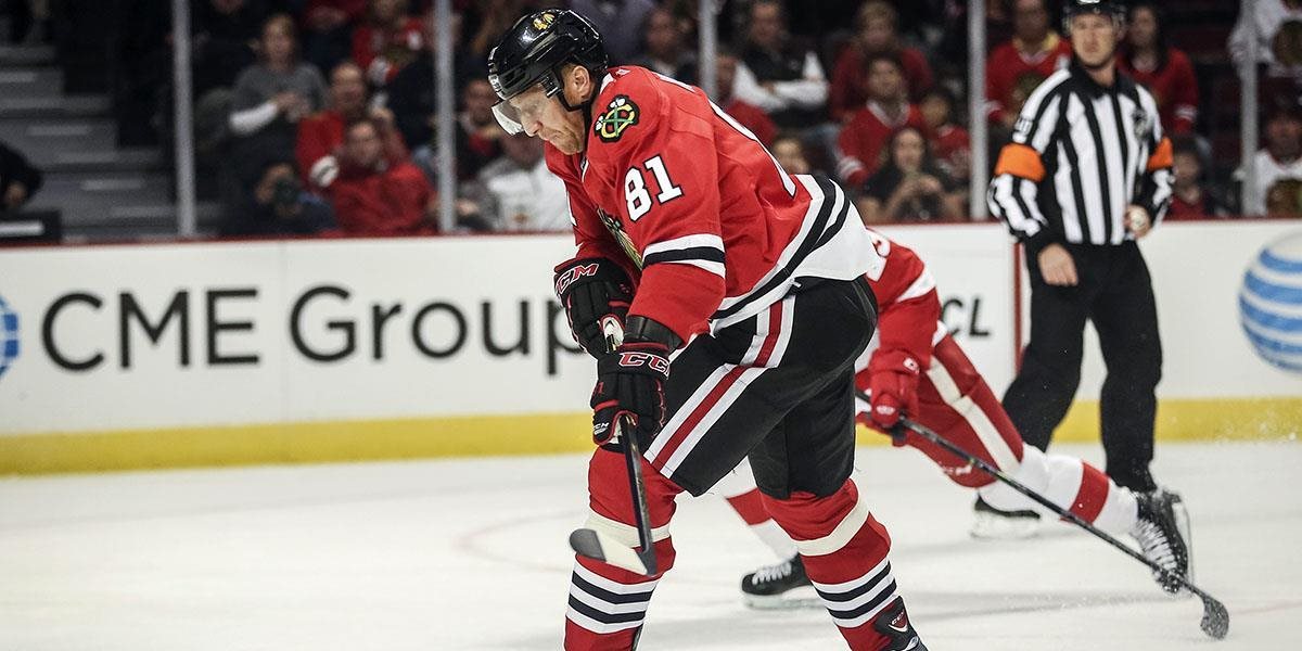 NHL: Vždy, keď Kim MacNeillová zazrie Mariána Hossu, plače