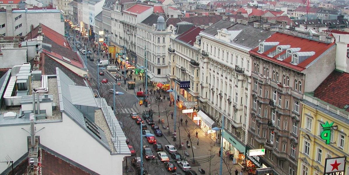 Na viedenskej Mariahilfer Strasse horelo, evakuovali obchod s módnym tovarom