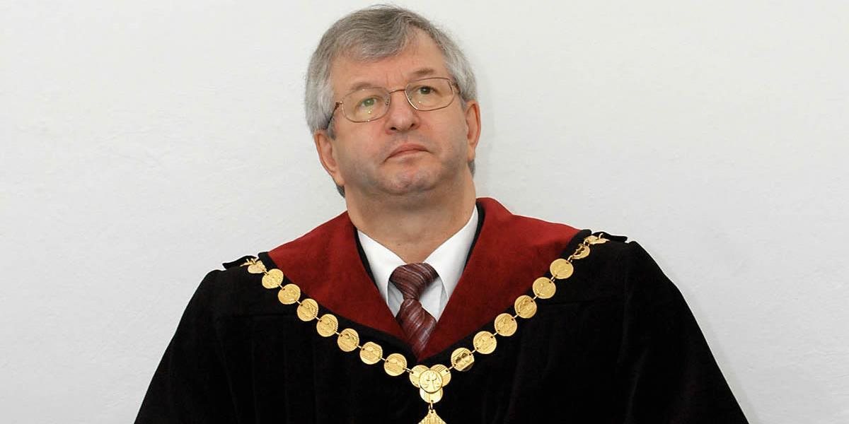 Mazák napadol odmietnutie kandidátov na sudcov ESĽP na Ústavnom súde