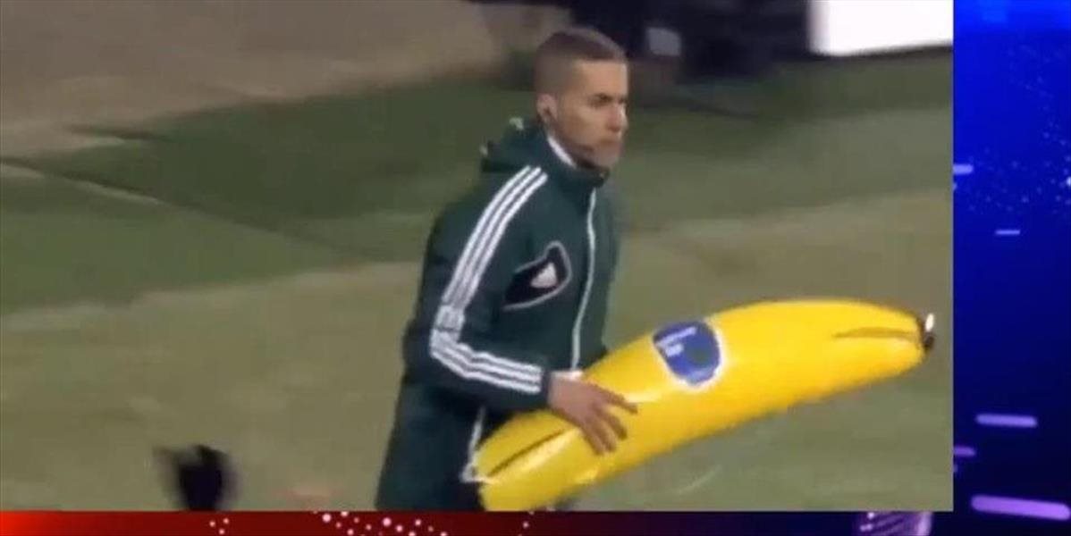 Feyenoord pred disciplinárku UEFA za nafukovací banán