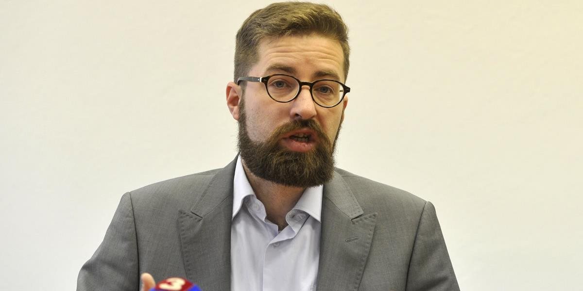 Slovensko má podľa Poliačika vo vzťahu k cirkvám priveľa záväzkov