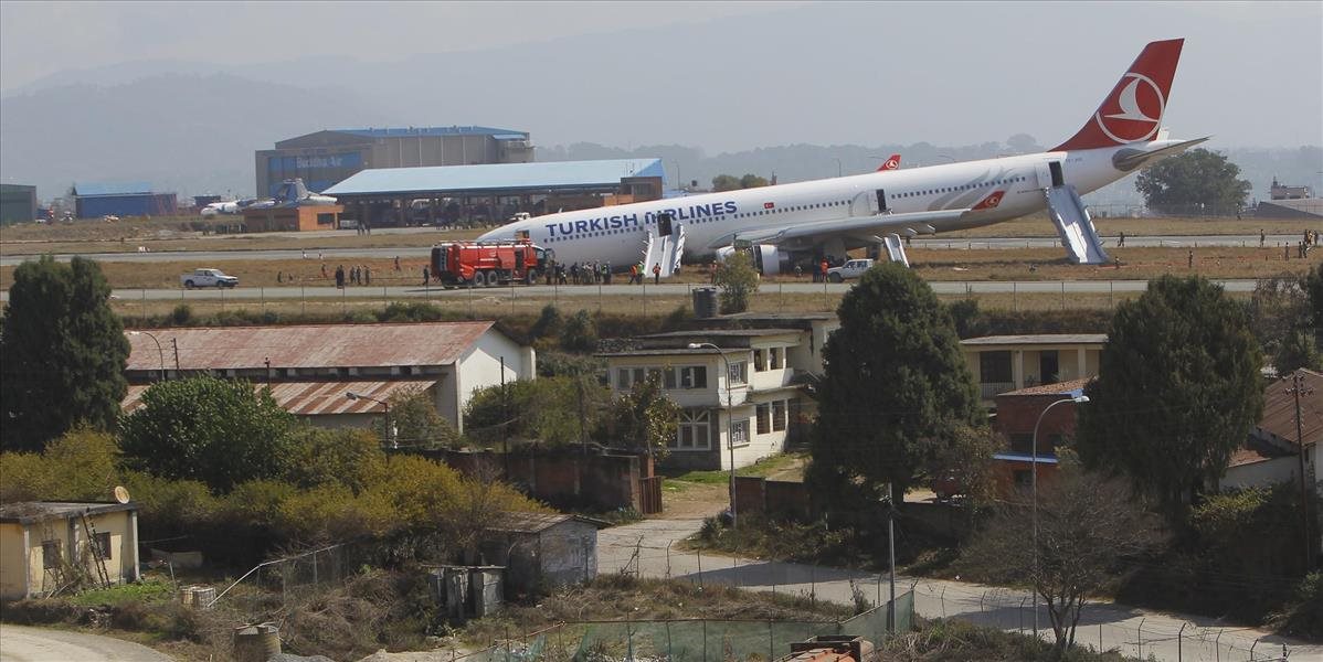 Tvrdé pristátie tureckého lietadla v Káthmandu: Štyria zranení