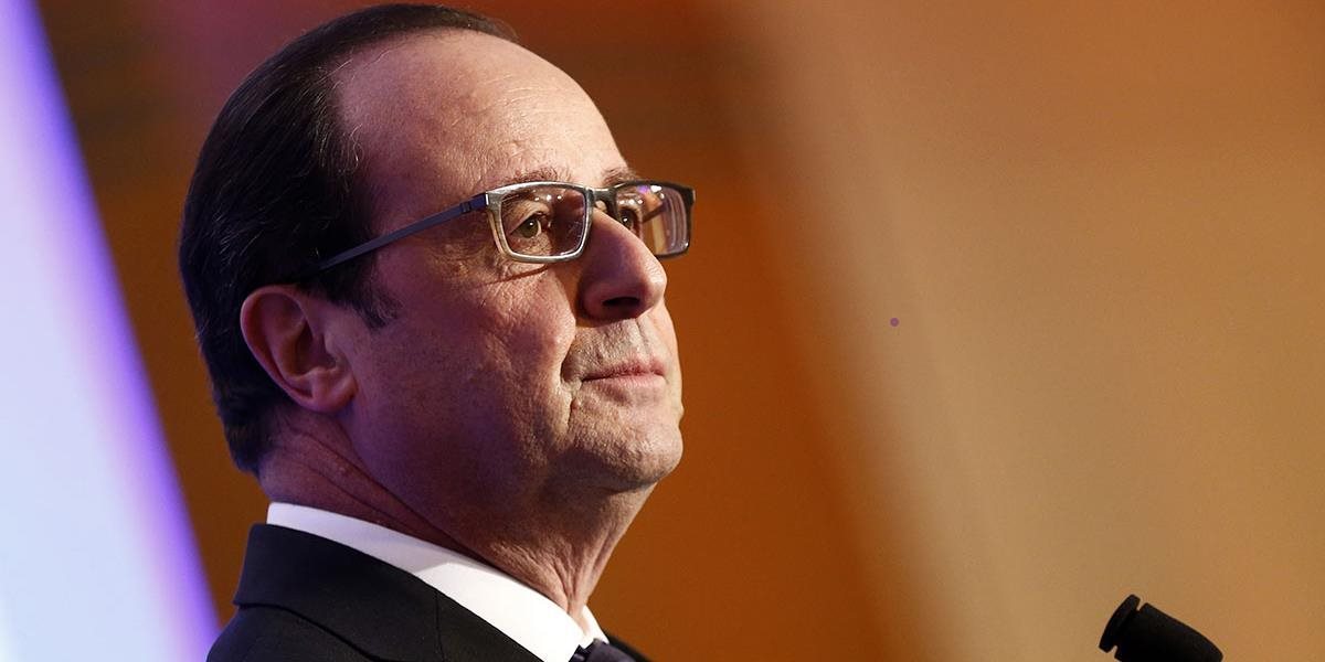 Hollande sľúbil, že francúzska vláda nájde úspory vo výške 4 miliardy eur