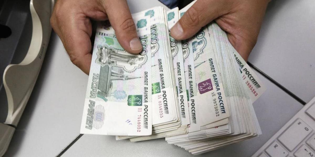 Inflácia v Rusku dosiahla vo februári takmer 17 %