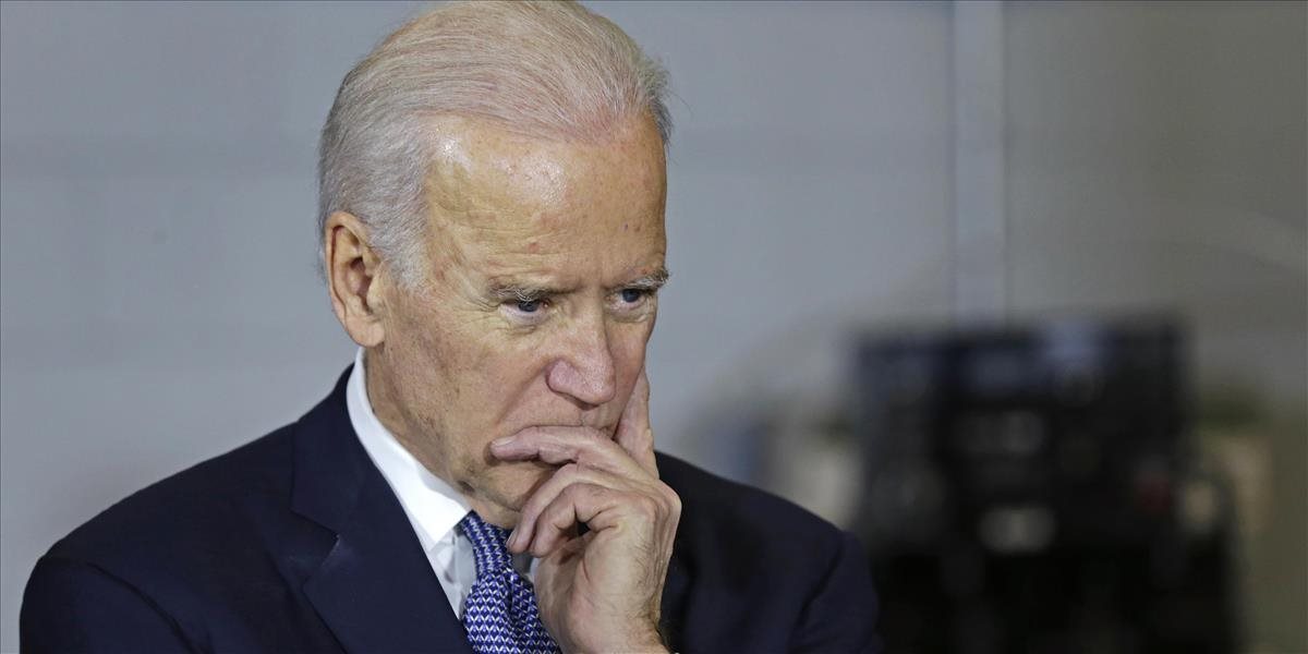 Biden hovoril s Jaceňukom o kríze na východe Ukrajiny