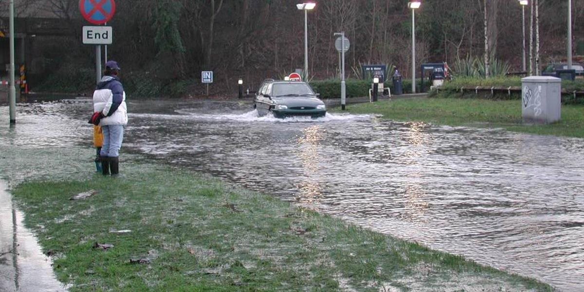 V Bosne zasiahol zosuv pôdy auto s vodičom, ktorý prišiel o život