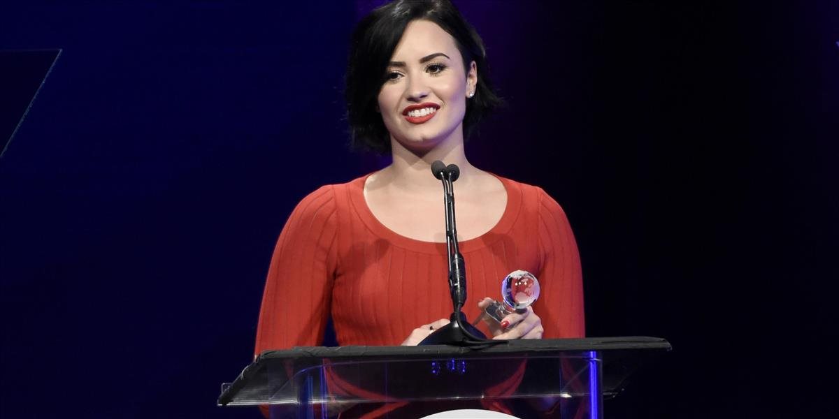 Demi Lovato by rada spolupracovala s Eminemom a Kelly Clarkson