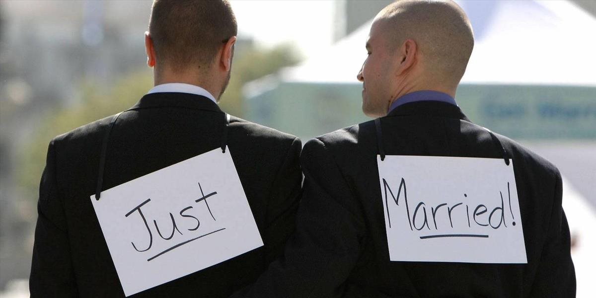 Americká vláda žiada Najvyšší súd, aby zabránil zákazom manželstiev homosexuálov