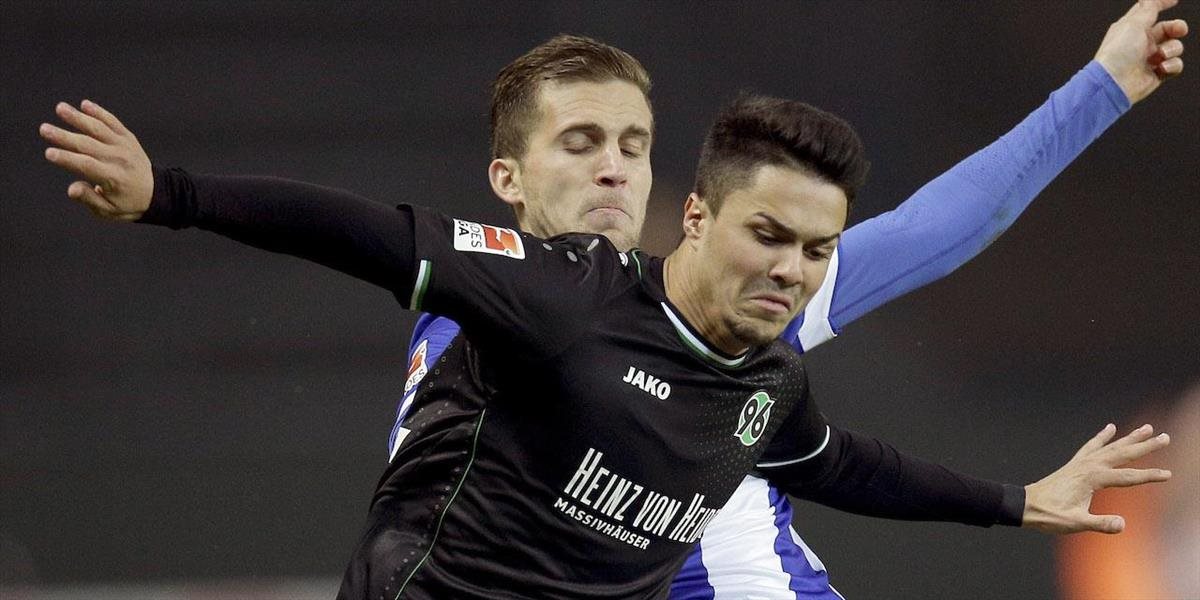 Pekaríkova Hertha Berlín remizovala v Stuttgarte 0:0